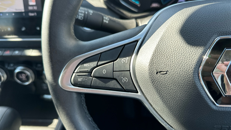 Renault Clio 1.6 E-TECH full hybrid 145 Evolution 5dr Auto Hybrid Hatchback